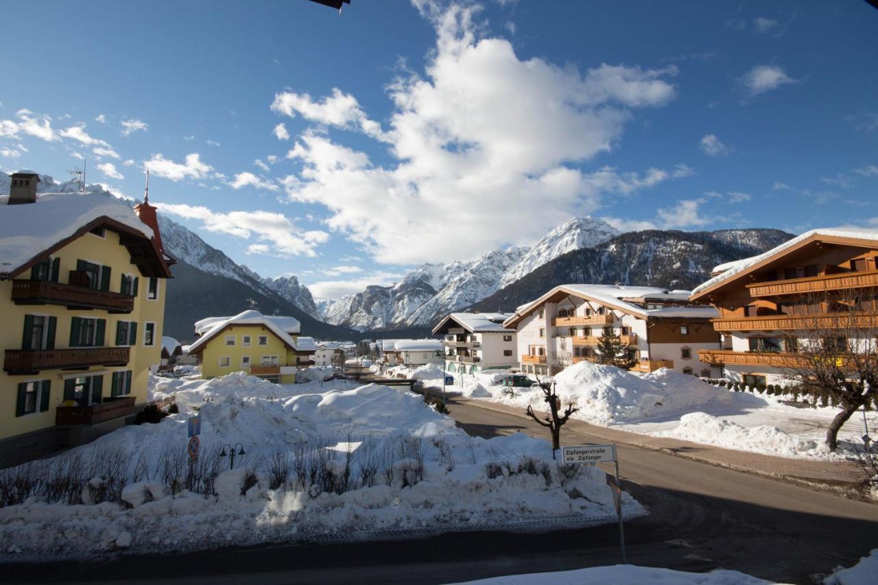 Ferienwohnung Aurturist Dobbiaco Roulette Exterior foto